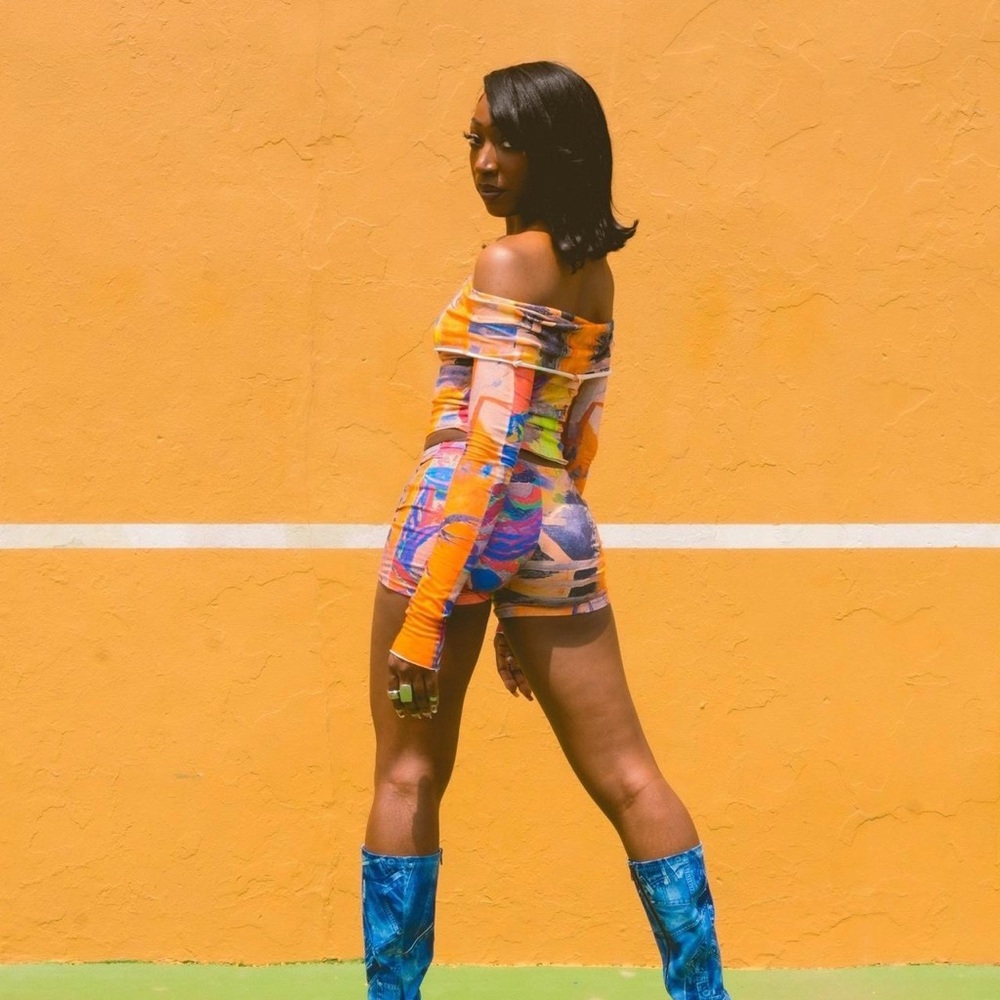 Colorful Off-Shoulder Two-Piece Set - Picture 5 of 6